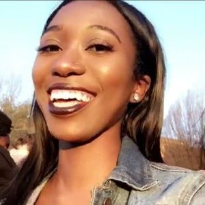 Meet your Posher, Mya